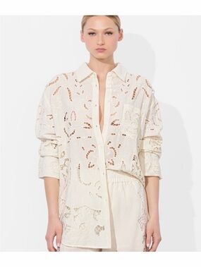 Alice and Olivia Elegant White Lace
Button-Up Shirt